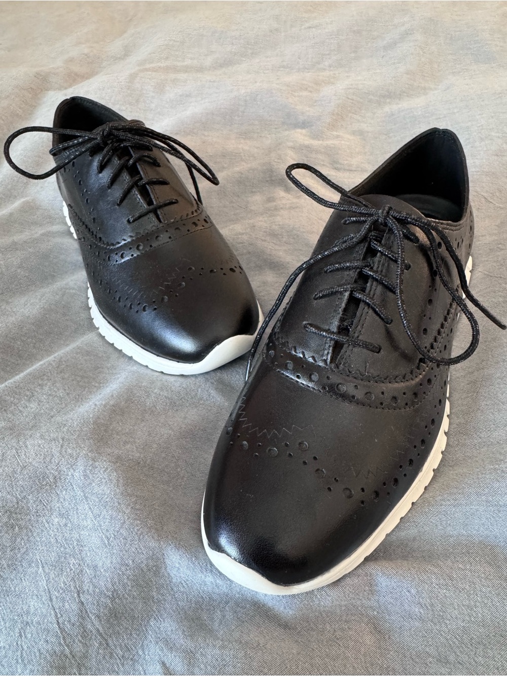 NEW Cole Haan ZERØGRAND Wingtip Oxford in black leather